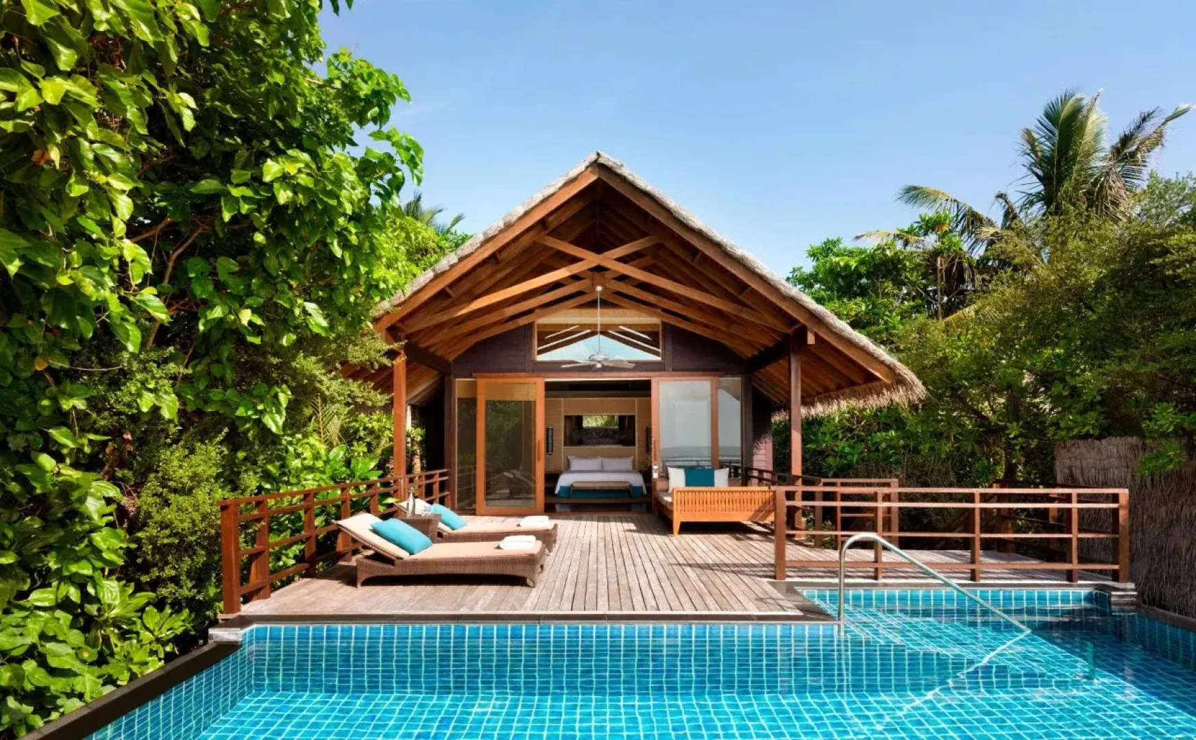 Shangri-Las Villingili Resort and Spa Maldives