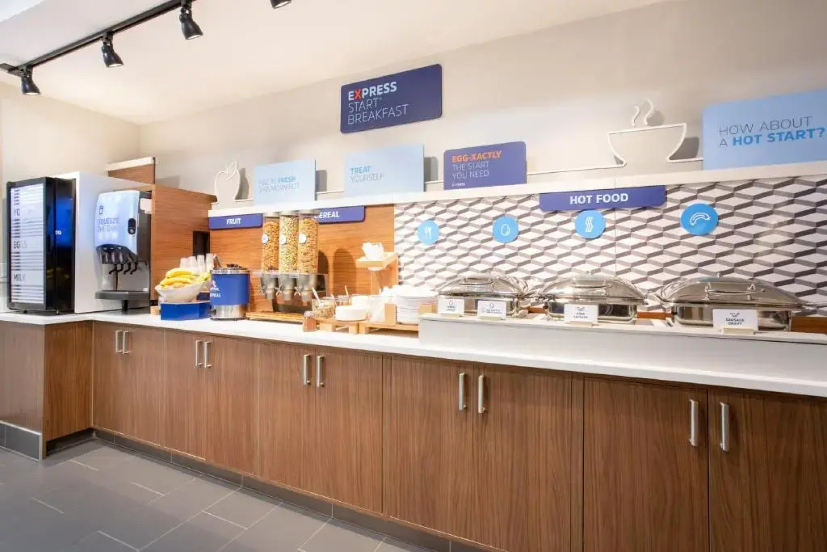 Holiday Inn Express & Suites Lincoln City by IHG