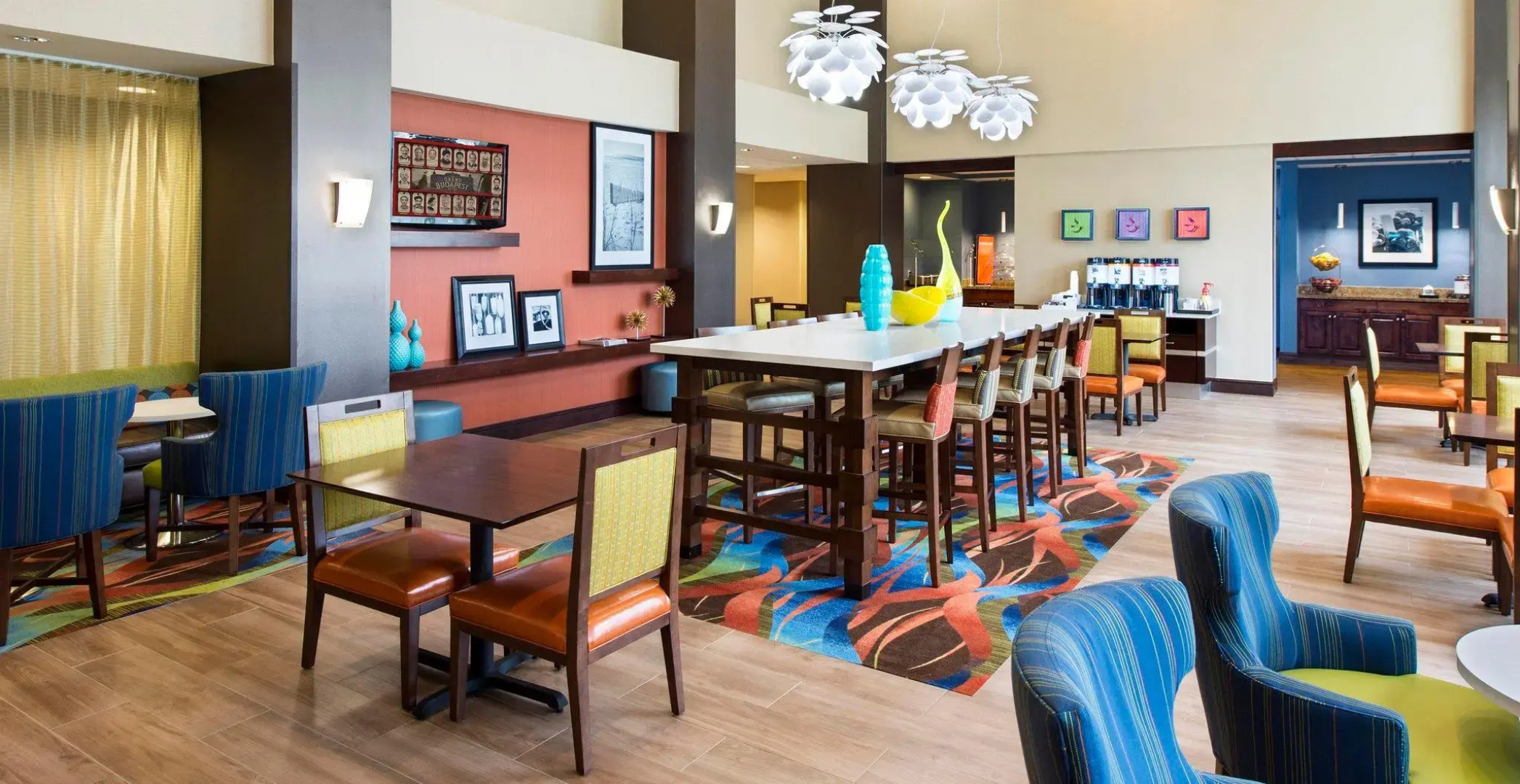 Hampton Inn & Suites Pensacola I-10 N at Univ. Town Plaza