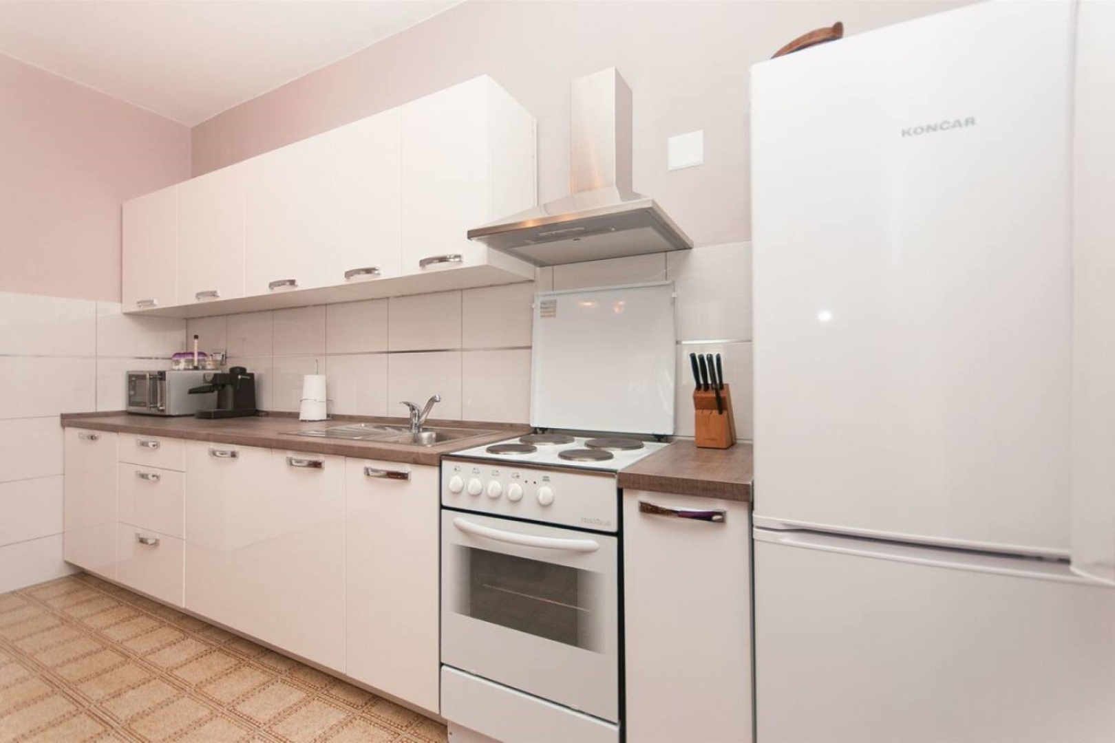 Apartment Dama - 10 m from beach: A1 Sukosan, Zadar riviera