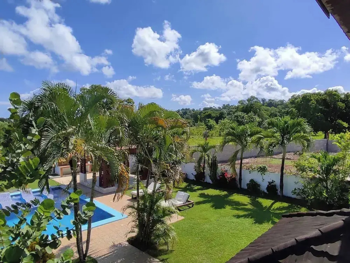 Natural Pool Villa Perfect for Families