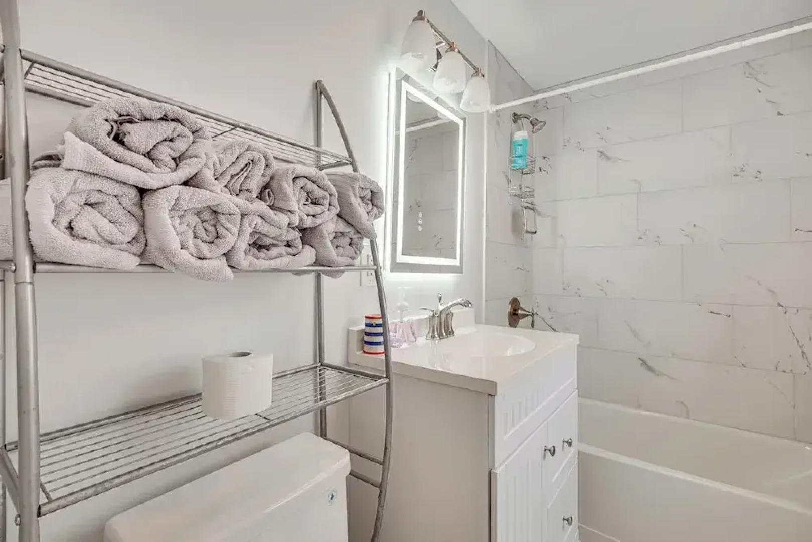 1/2 Mi to Beach: Family Retreat in Old Lyme!