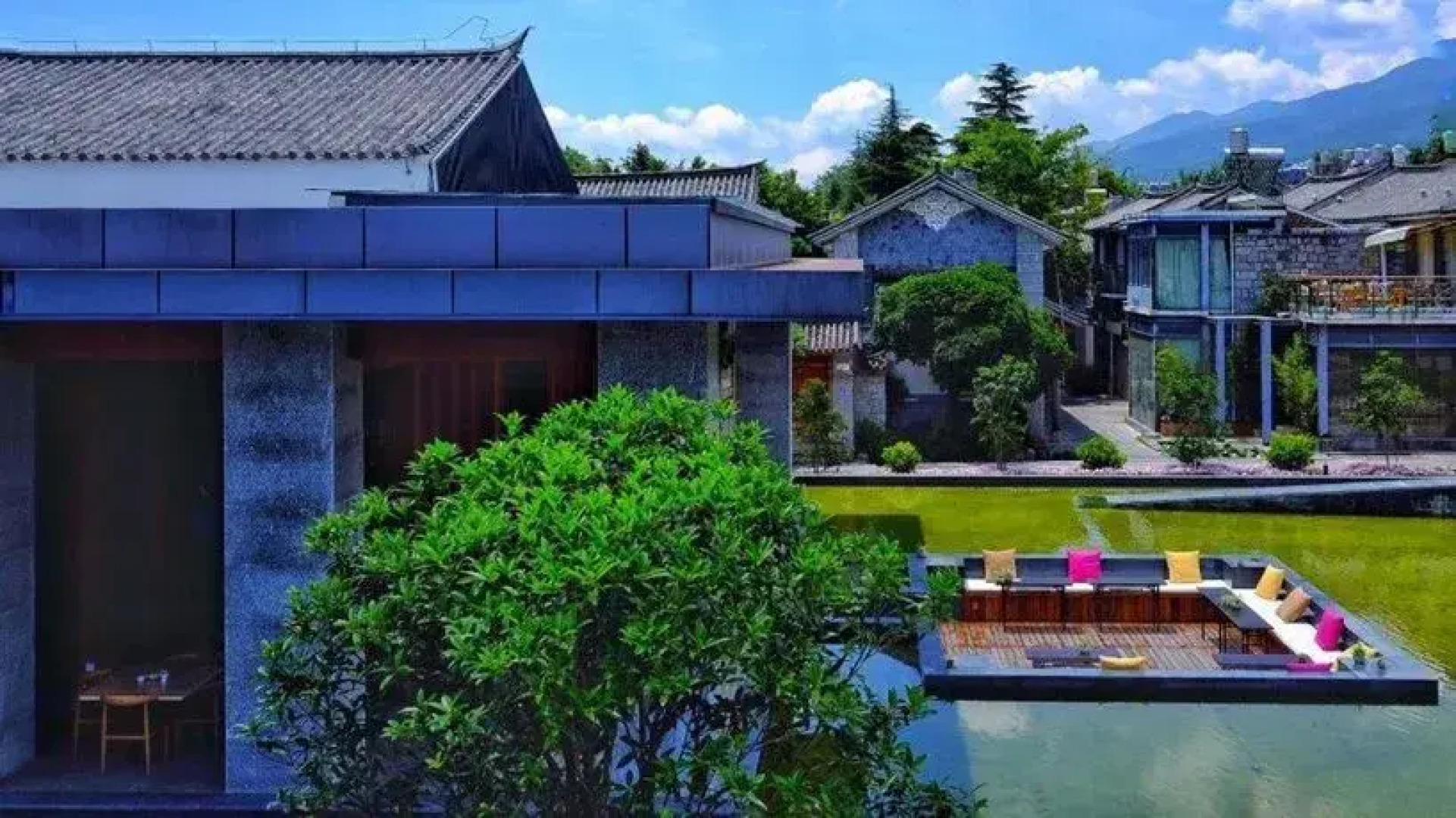 Dali Red Dragon Well Hotel