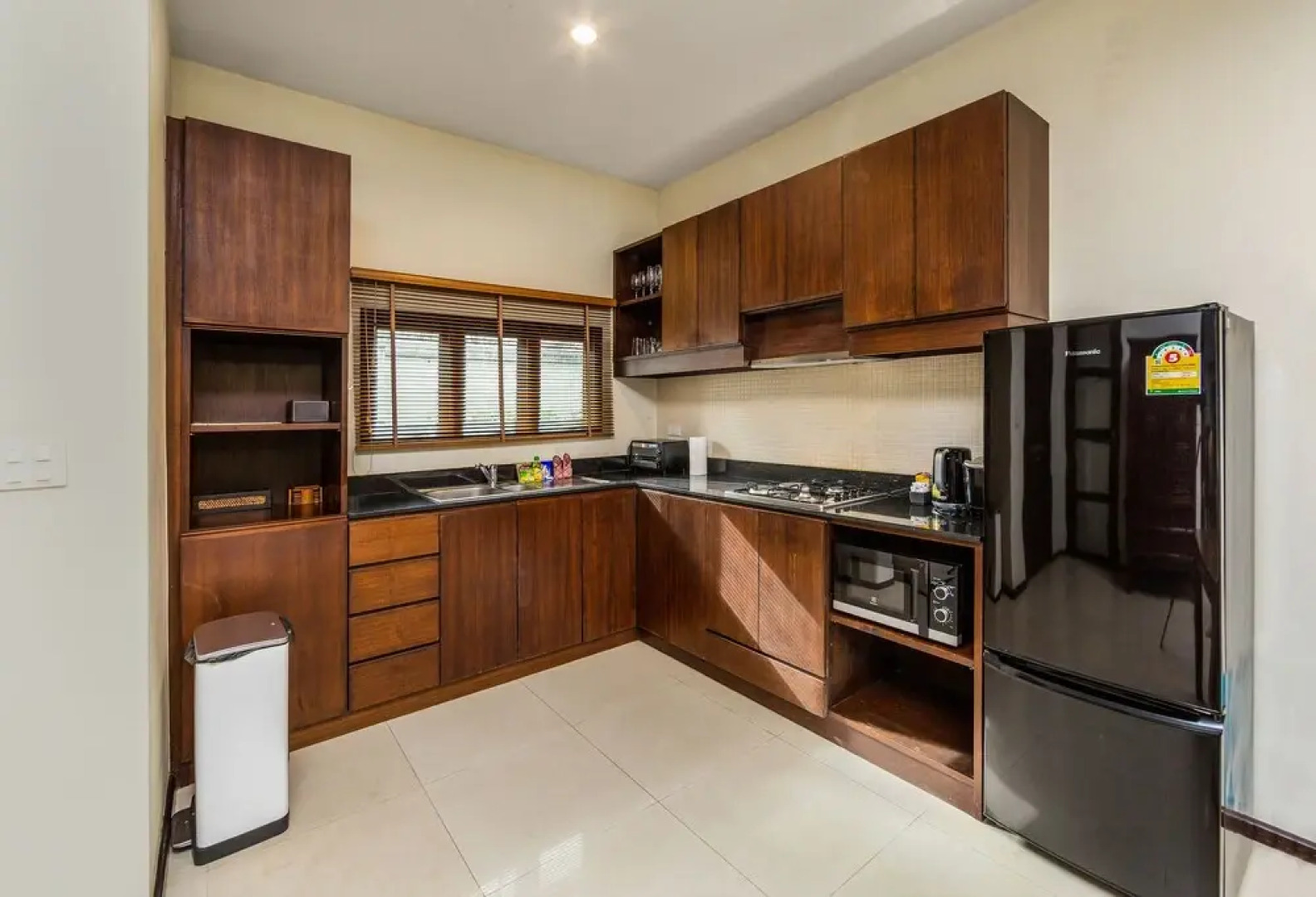 Villa Savu by Tropiclook