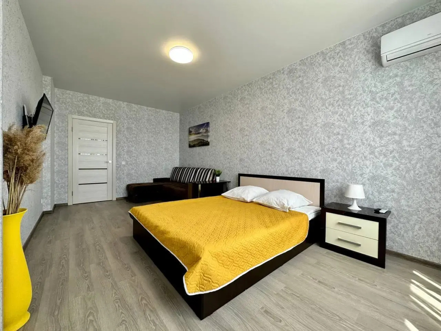 EasyRent на проспекте Карла Маркса 242