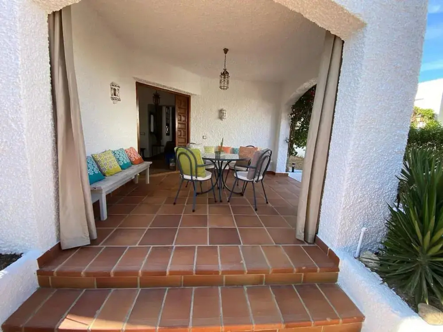 Spacious Holiday Home With Private Garden