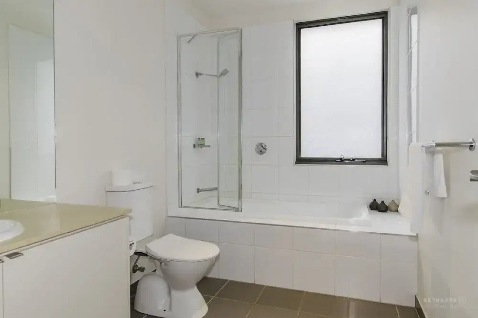 Stylish 4 Bedroom Condo