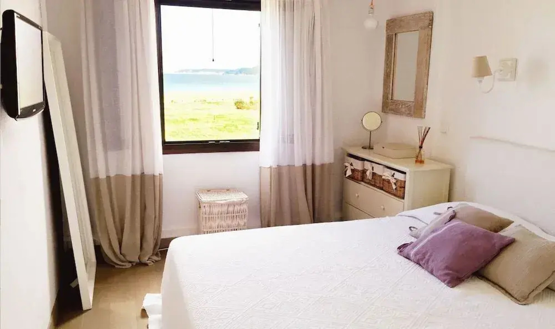 Soleado Beachfront Villa