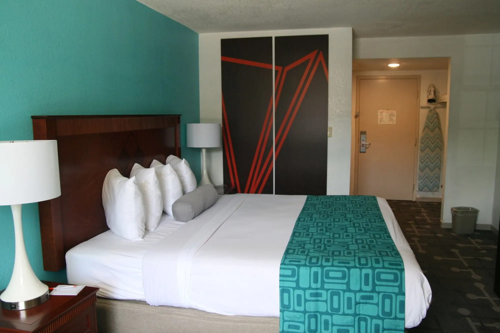 Howard Johnson by Wyndham Hattiesburg