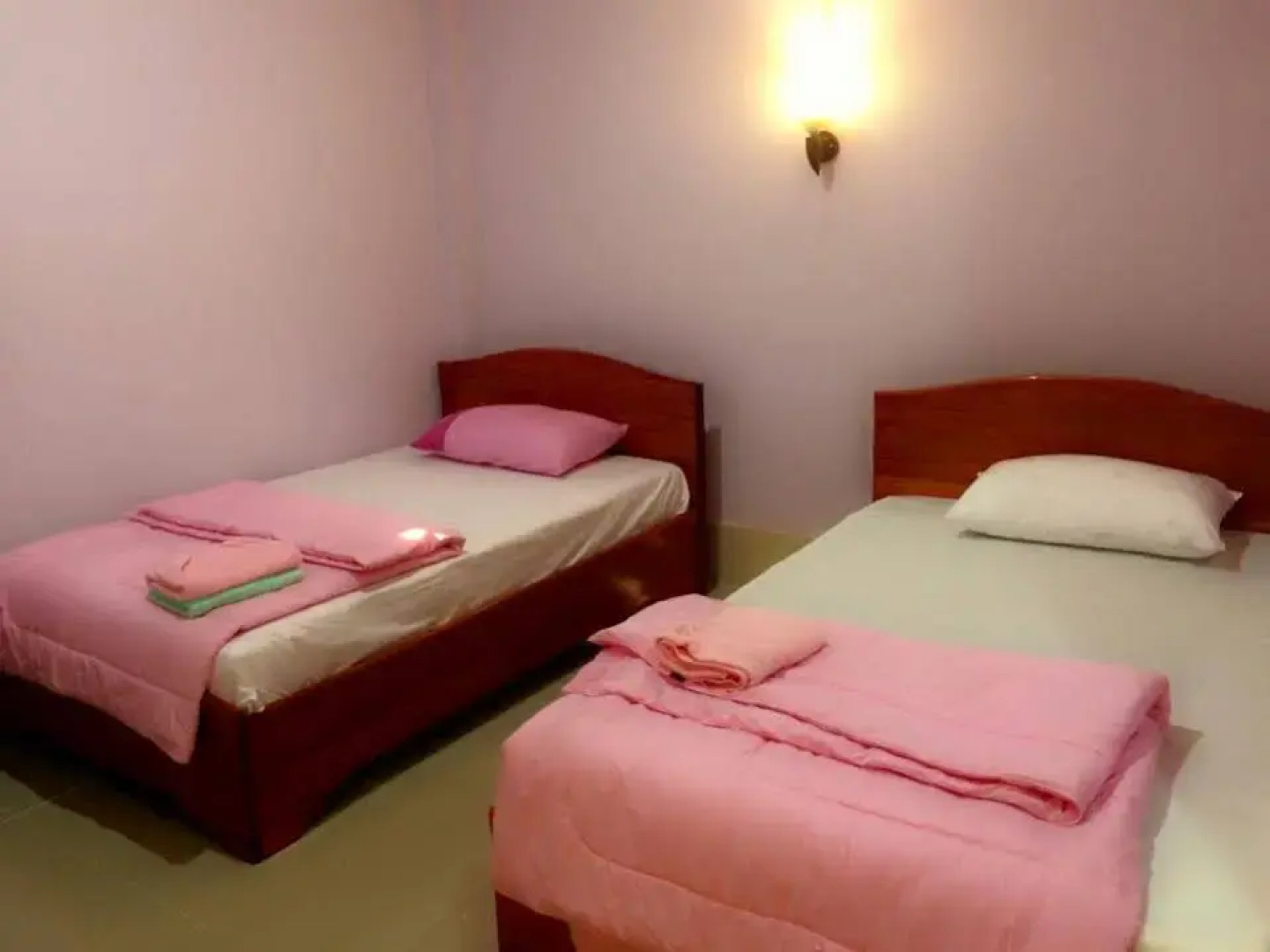 Phetchinda Guesthouse