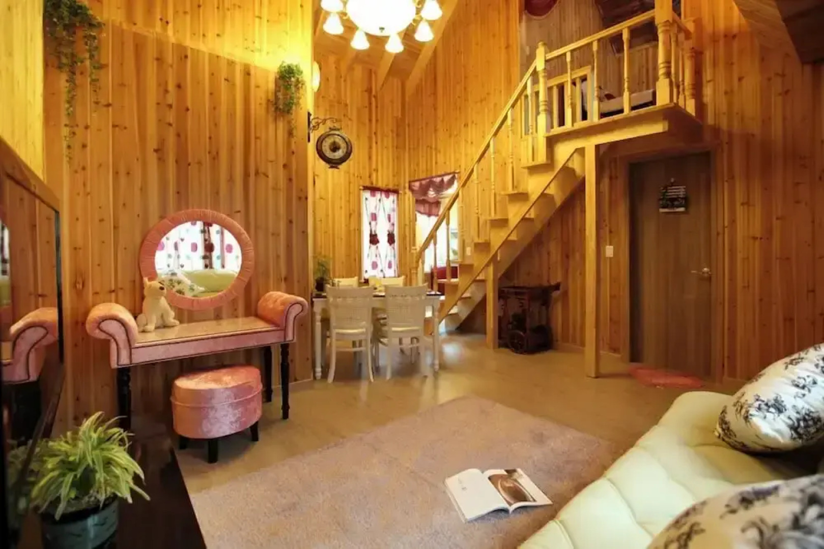 White Village Pension