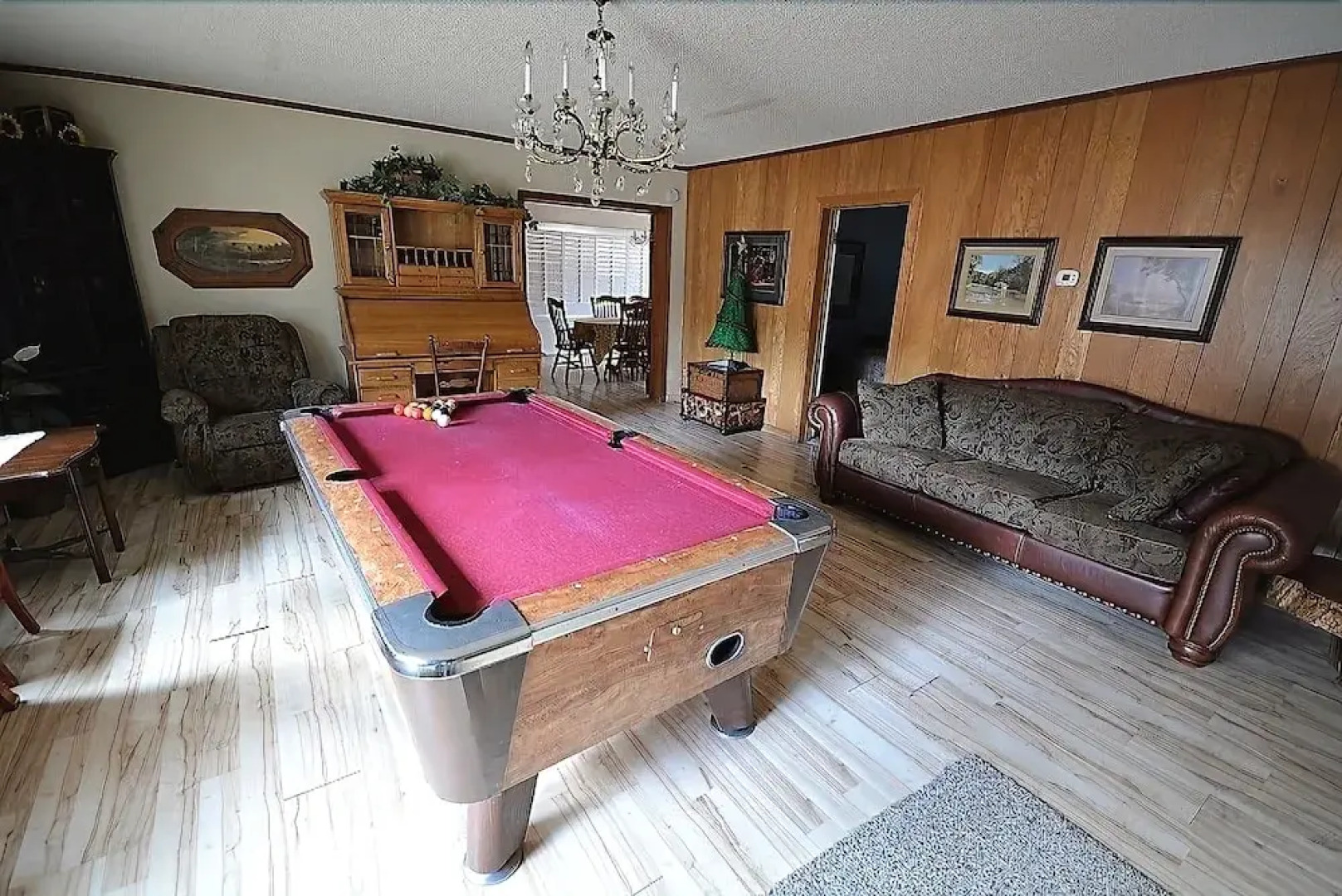 Lady Marmalade's River Cottage - Five Bedroom Cabin