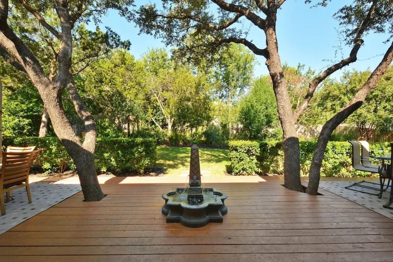 4BR 2BA Cottage at Lake Austin by RedAwning