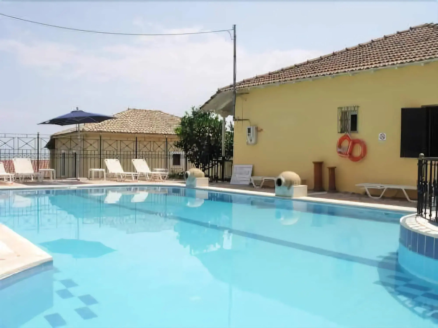 Avra Sea View Paradise Pool Aparthotel