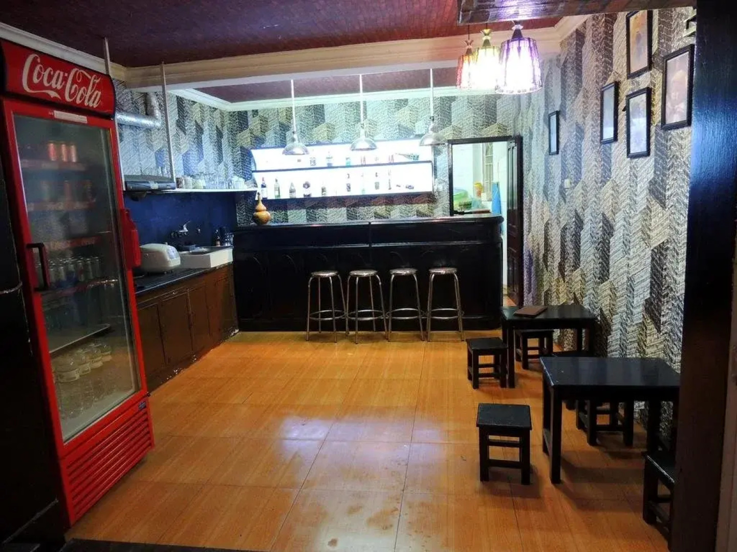 Ha Long Happy Hostel - Adults Only