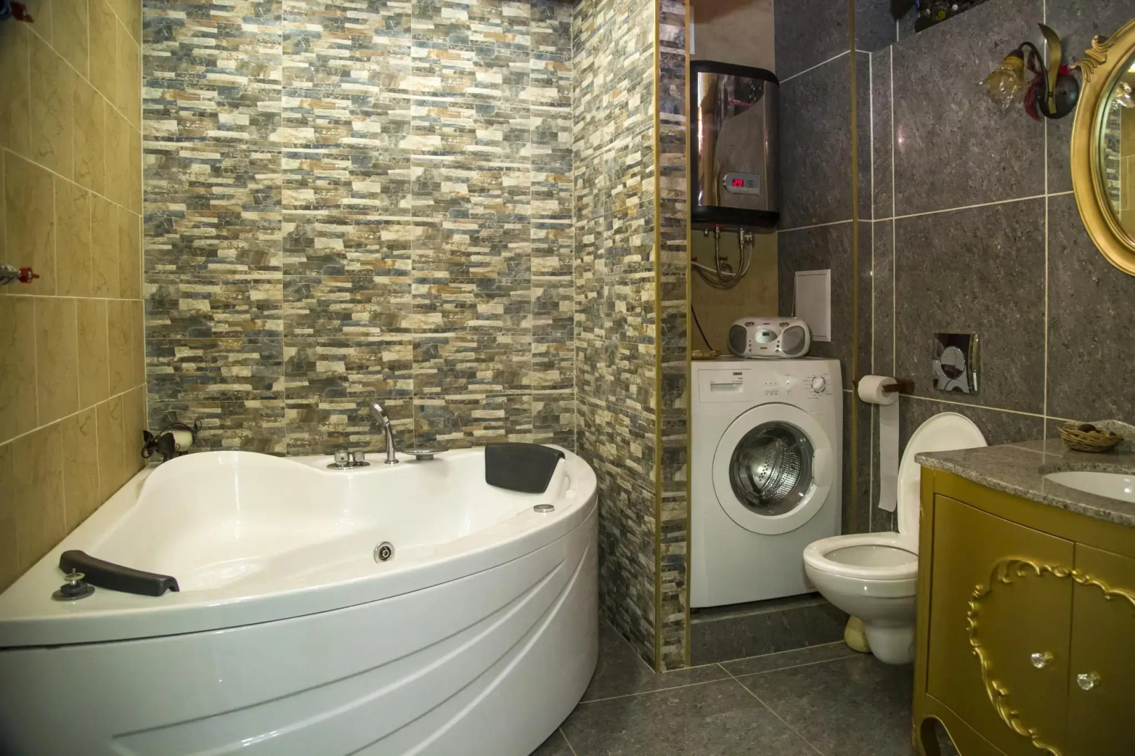 Апартаменты на улице 78-й Добровольческой Бригады 4