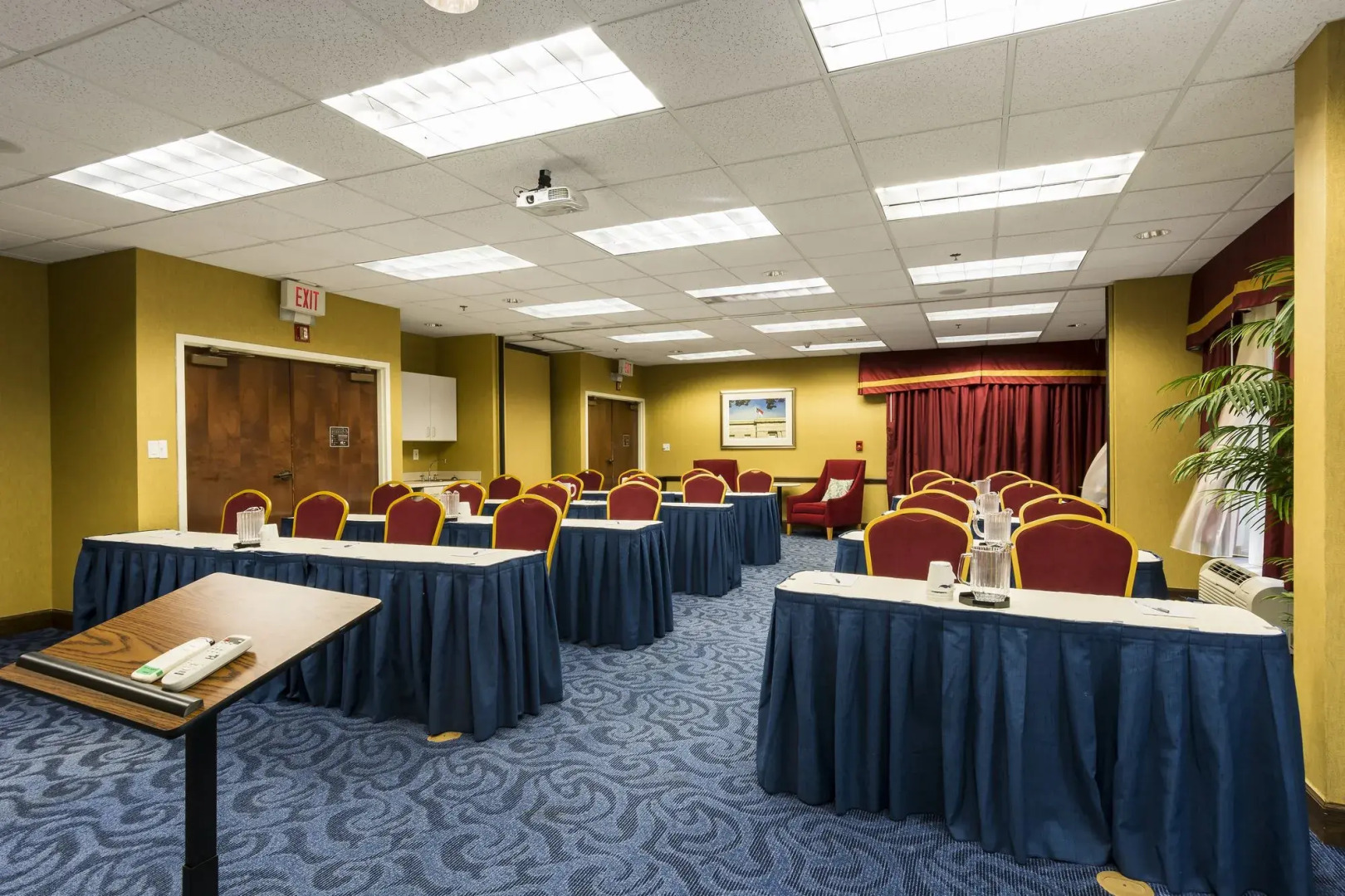 Hampton Inn & Suites Raleigh Cary Lenovo Center