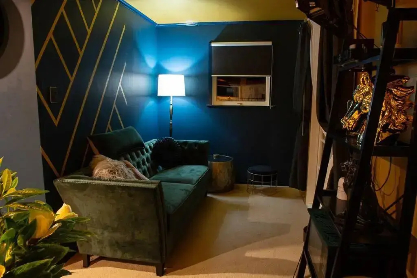 HOH - Hazel's Boudoir