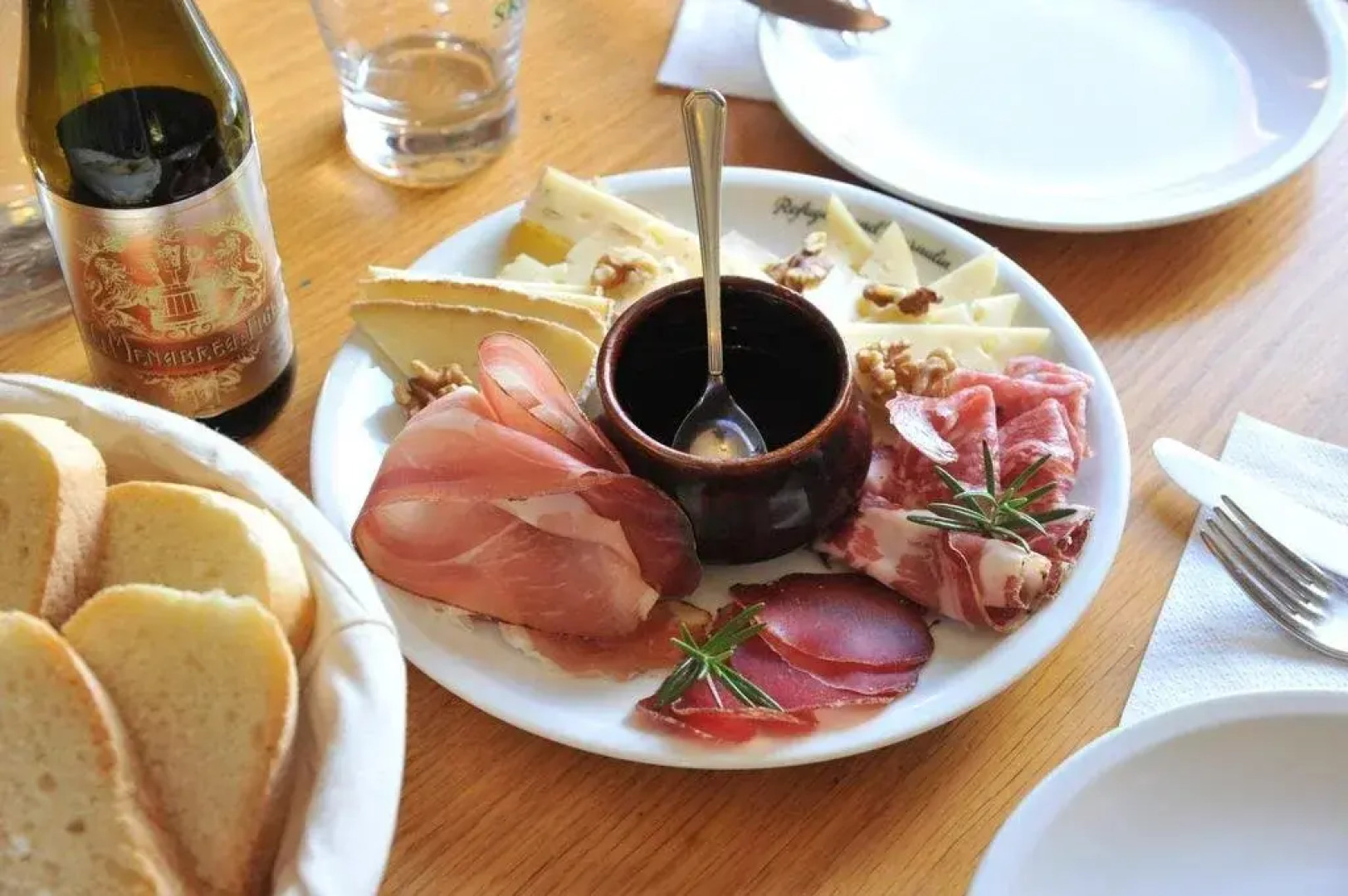 Rifugio Grand Tournalin