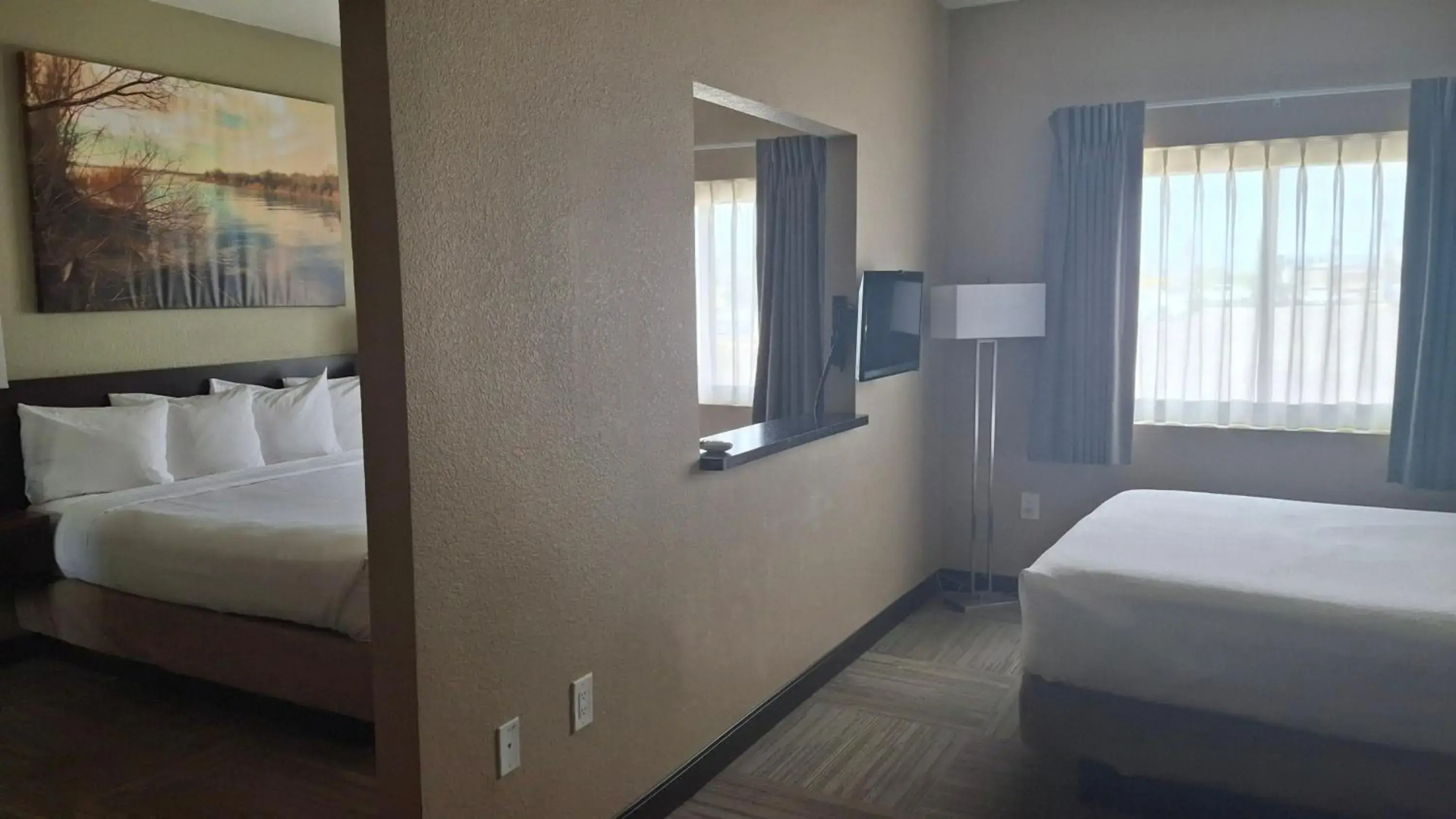Island Suites