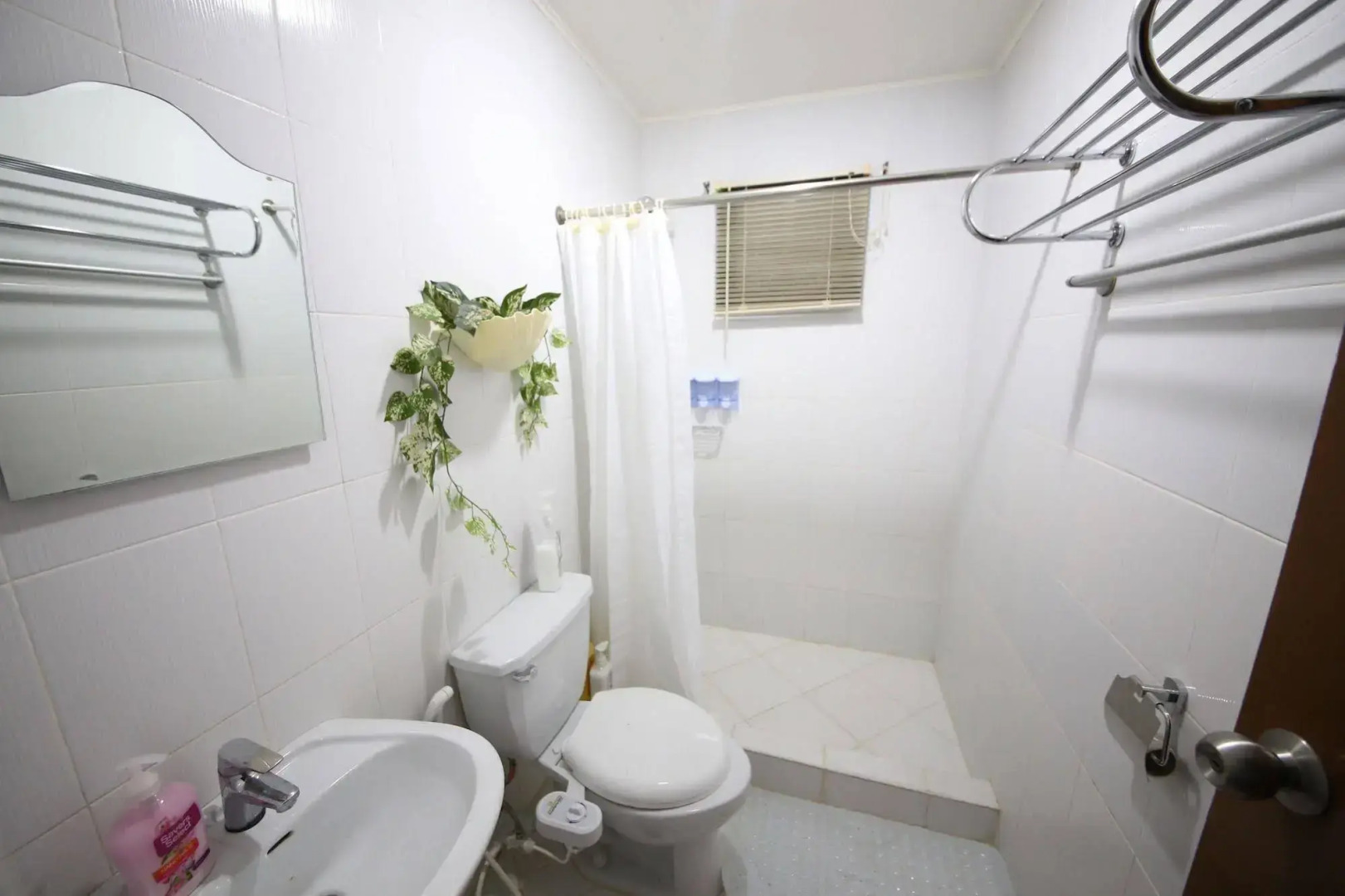 Dee Guesthouse - White Sands