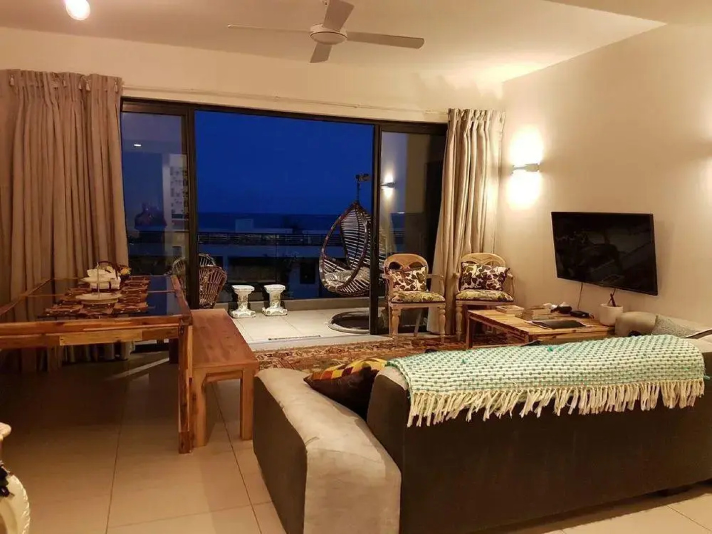 Azuri Apartment with Beach, Pools, Gym, Restaurants, Spa, Boats, kids Corner