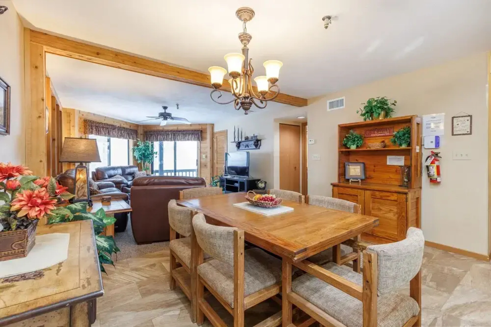 Seven Springs Stoneridge 3 BR Condo, Private Deck by RedAwning