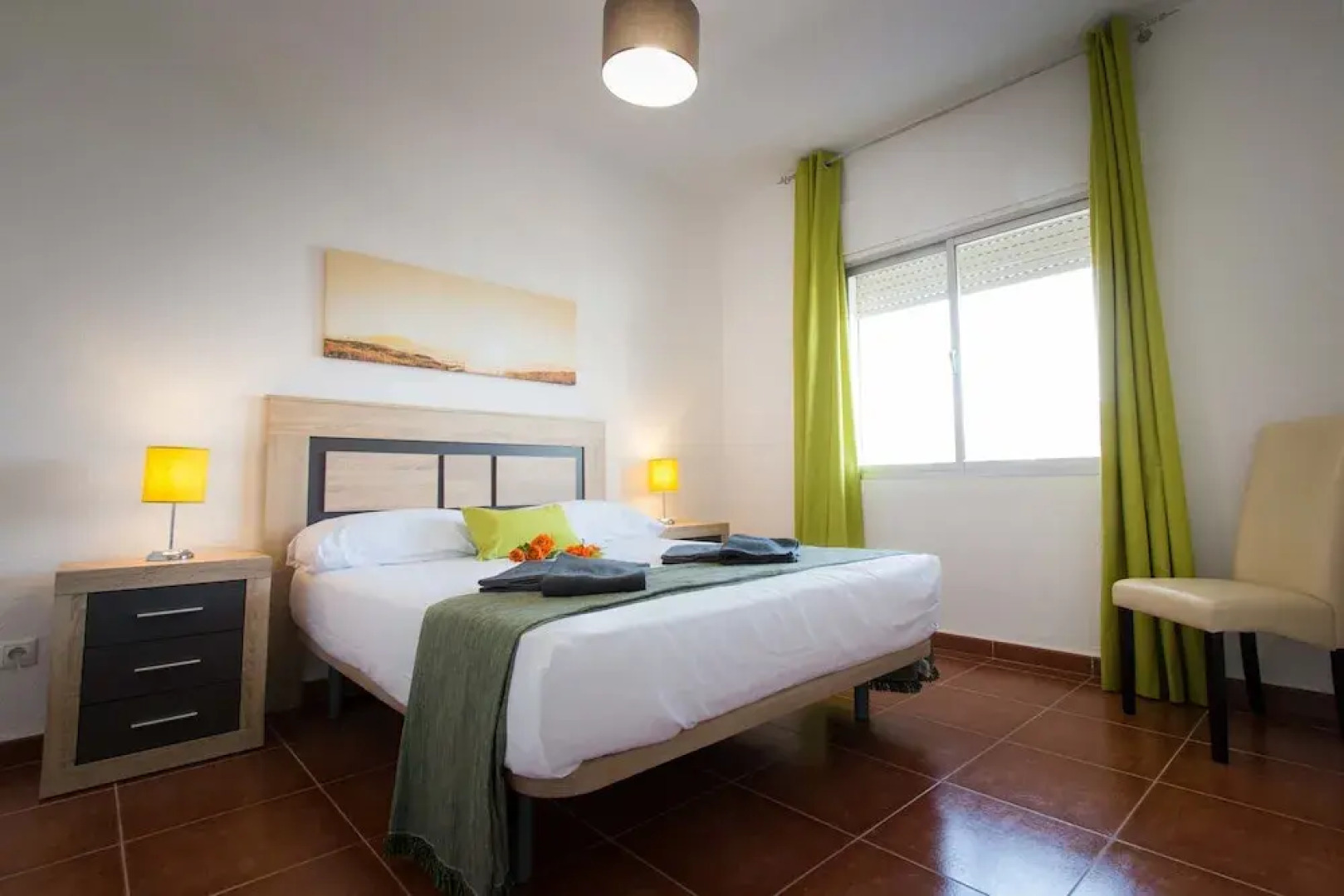 Holidays2Torremolinos Apartamento de 3 dormitorios con terraza y piscina comunitaria