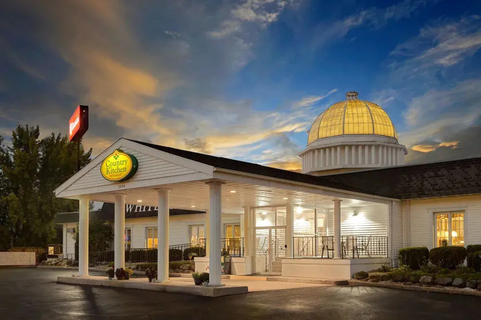 Ramada Richland Center