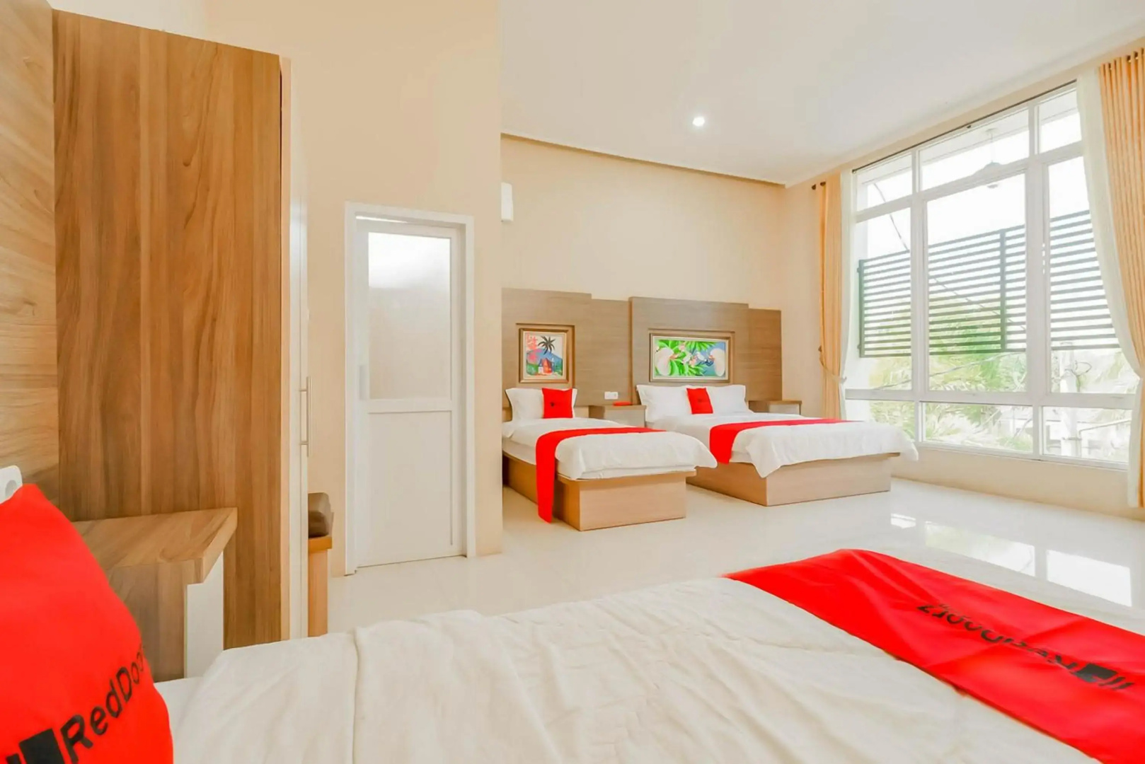 RedDoorz Resort Premium @ Sangkan Hurip Kuningan