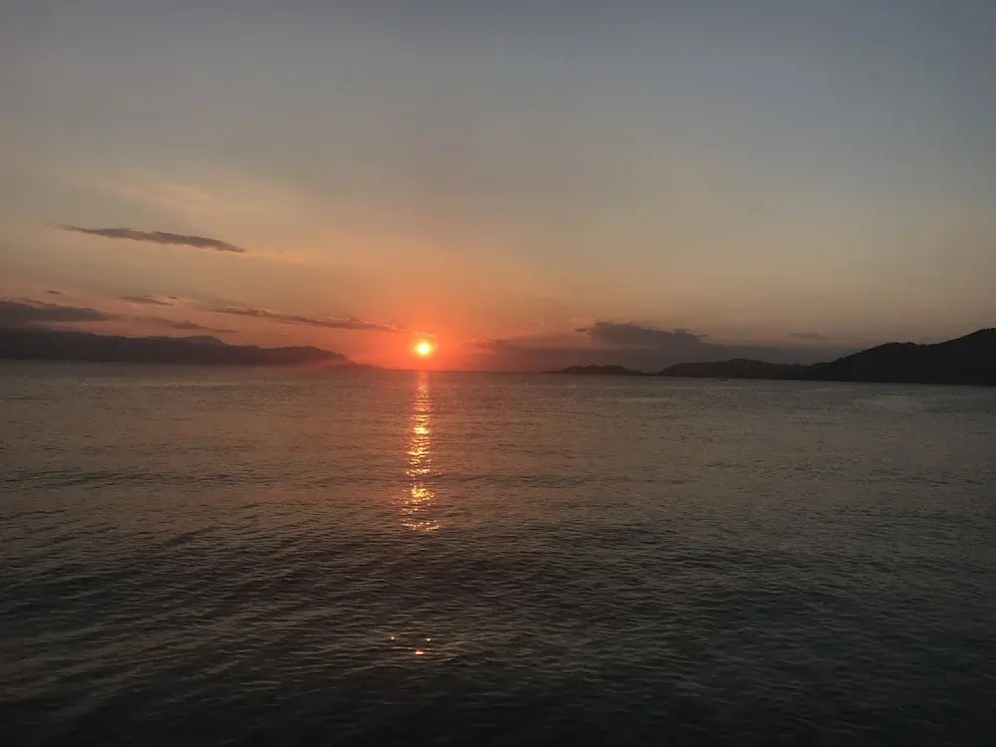 Elisa Seaside Luxury Suite Private hot Tub, Beach