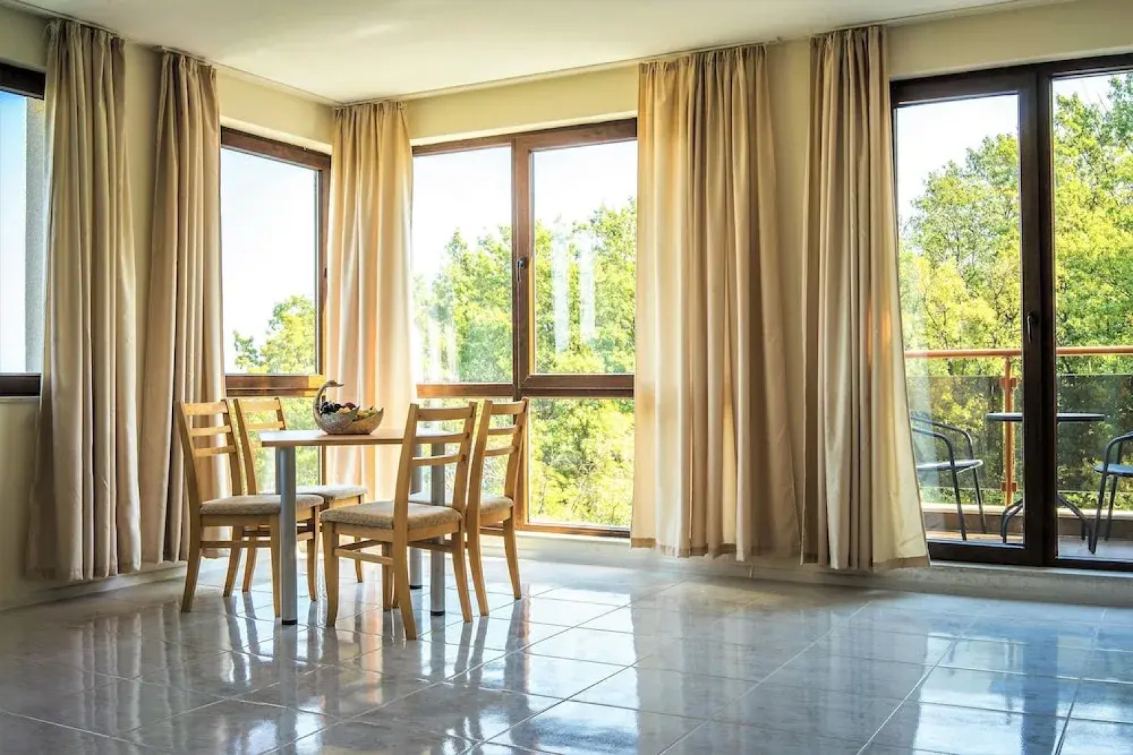 Moreto Seaside Aparthotel