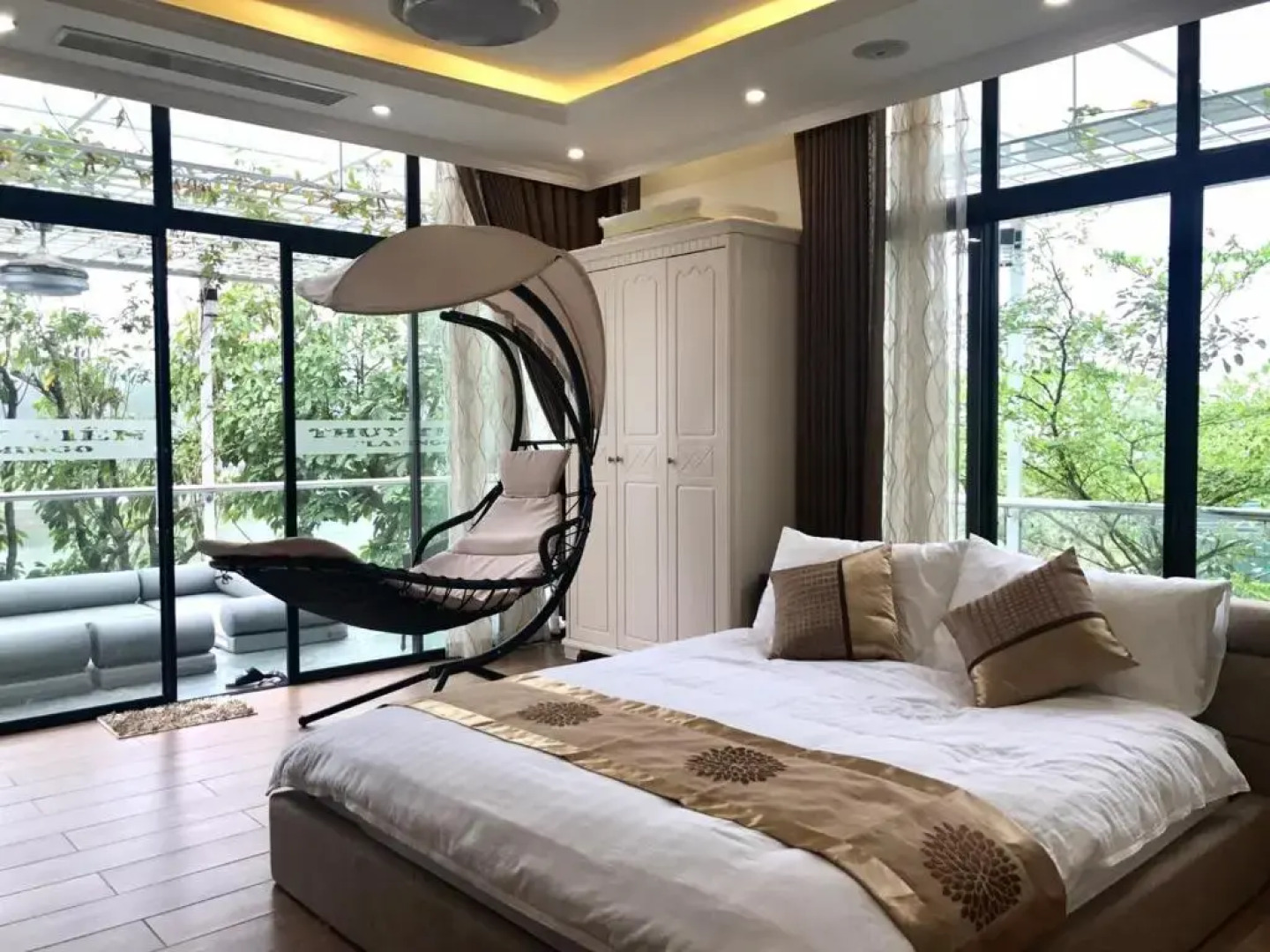 Flamingo Happy Villa Owner