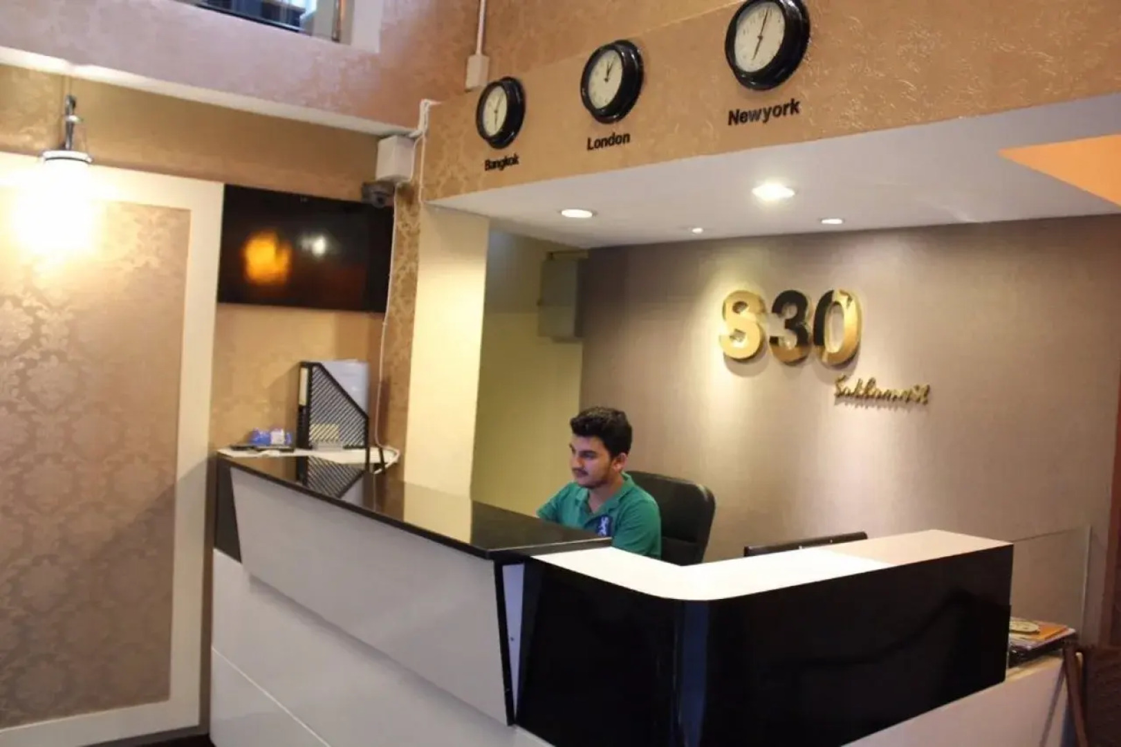 S30 Sukhumvit Hotel
