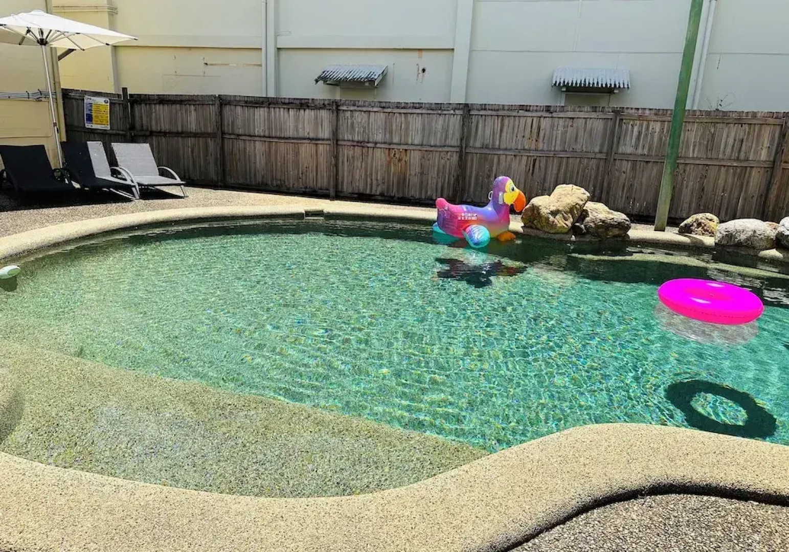 Mossman Exchange & Backpacker Resort