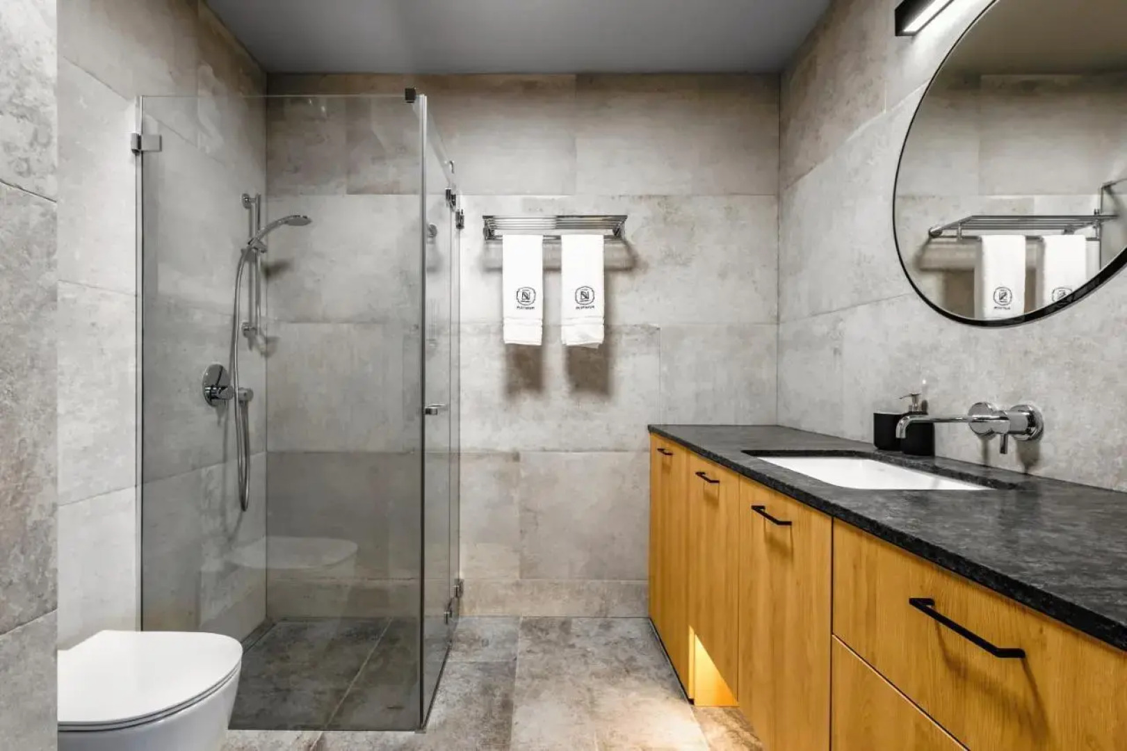 PLATiNIUM RESIDENCE&SPA BASEN-SAUNA CENTRUM