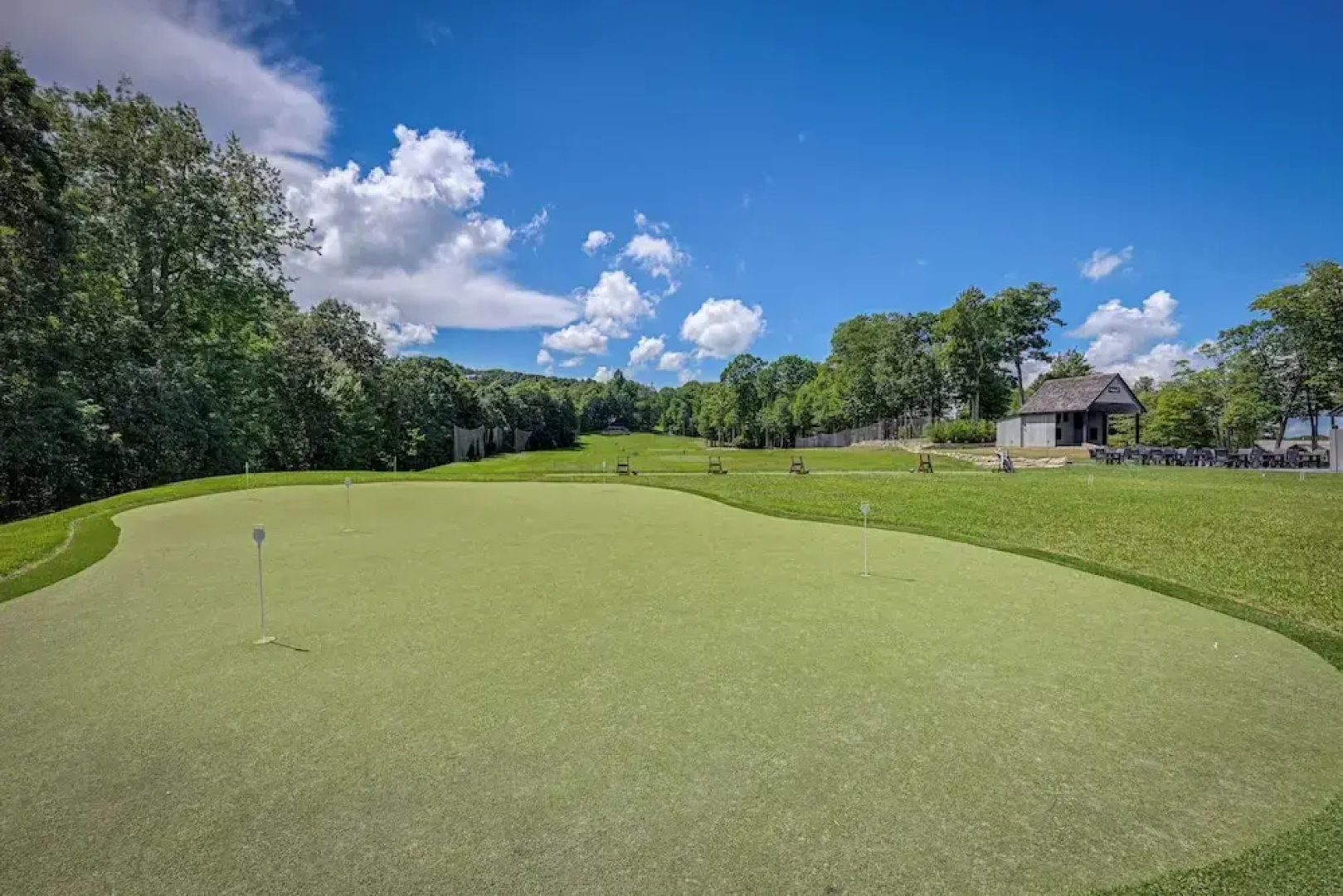 Putt-putt, Pickleball + Trails: Glenville Getaway