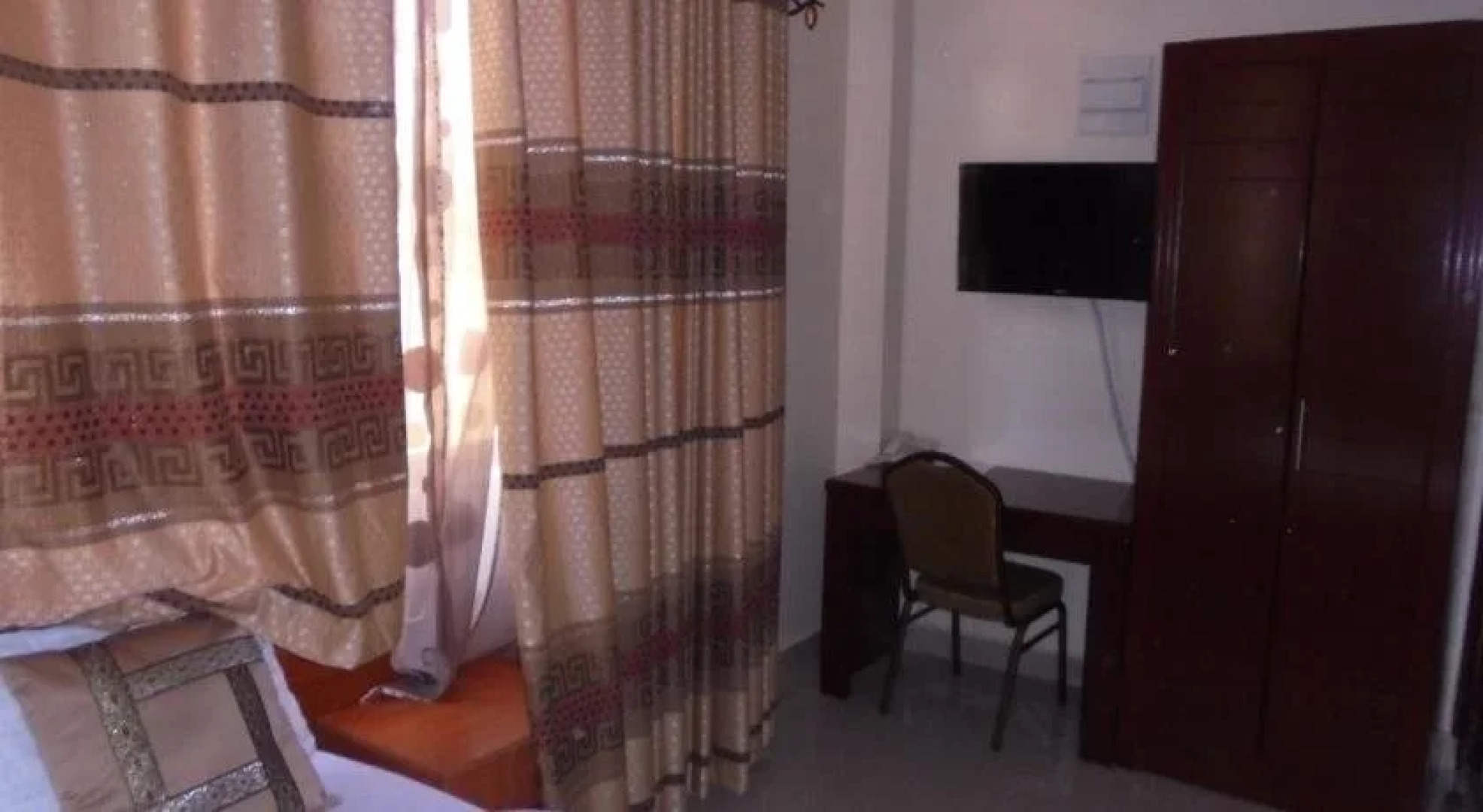 Royal Residence Hotel