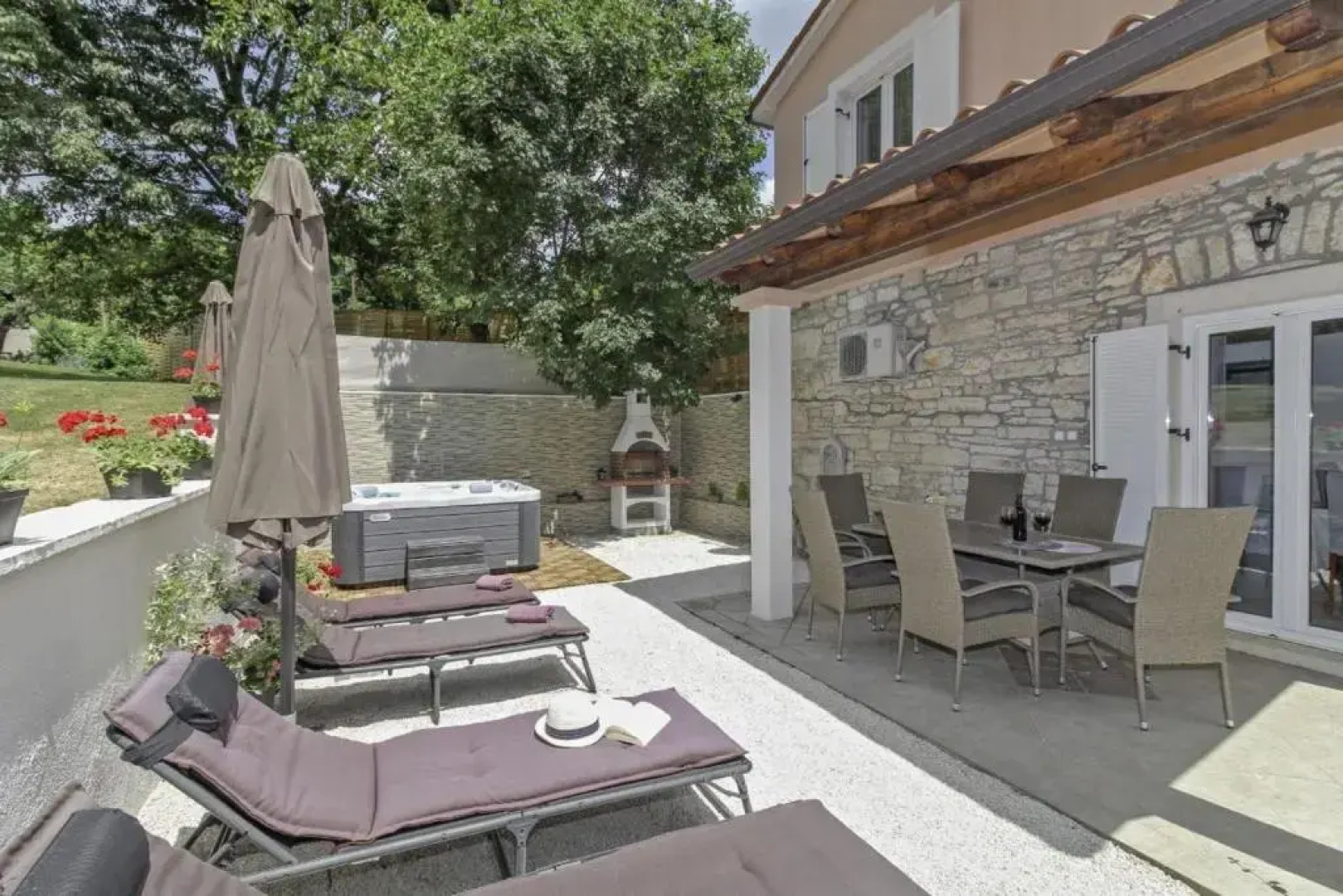 Tiffany in Grabri (Haus für 6-7 Personen)