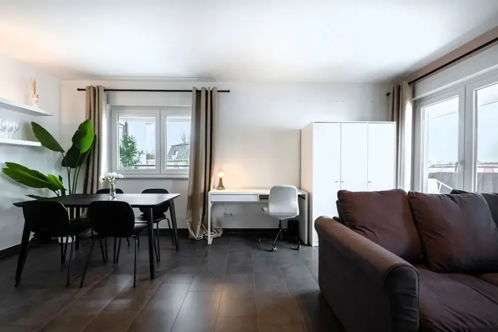 Business Leisure 1BR Esch-sur-Alzette