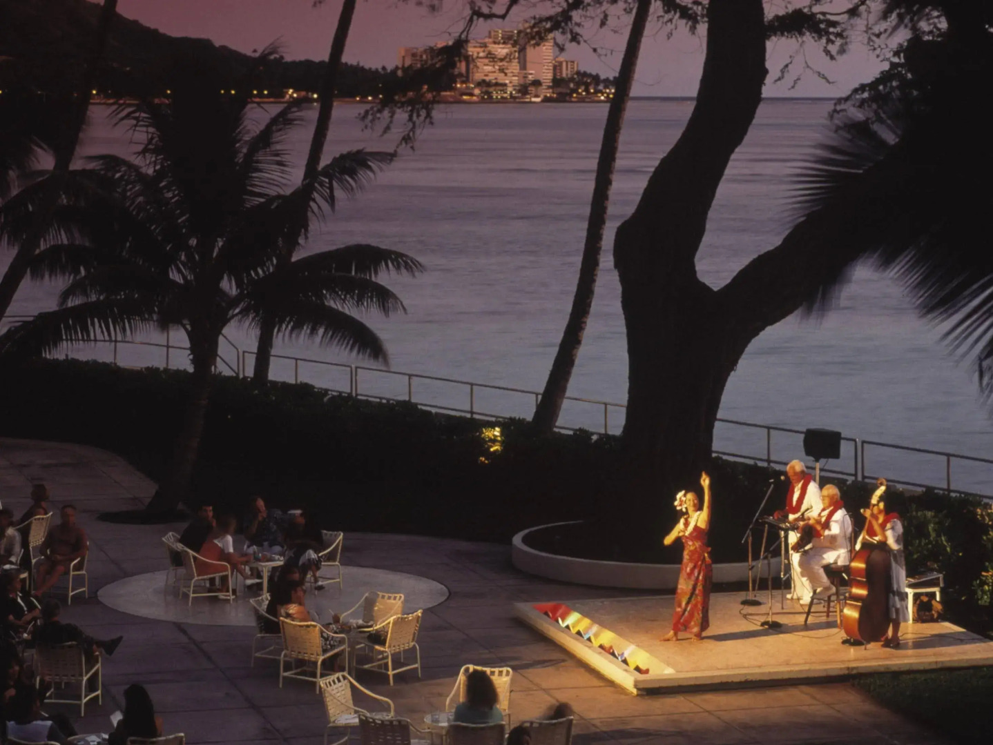 Отель Halekulani