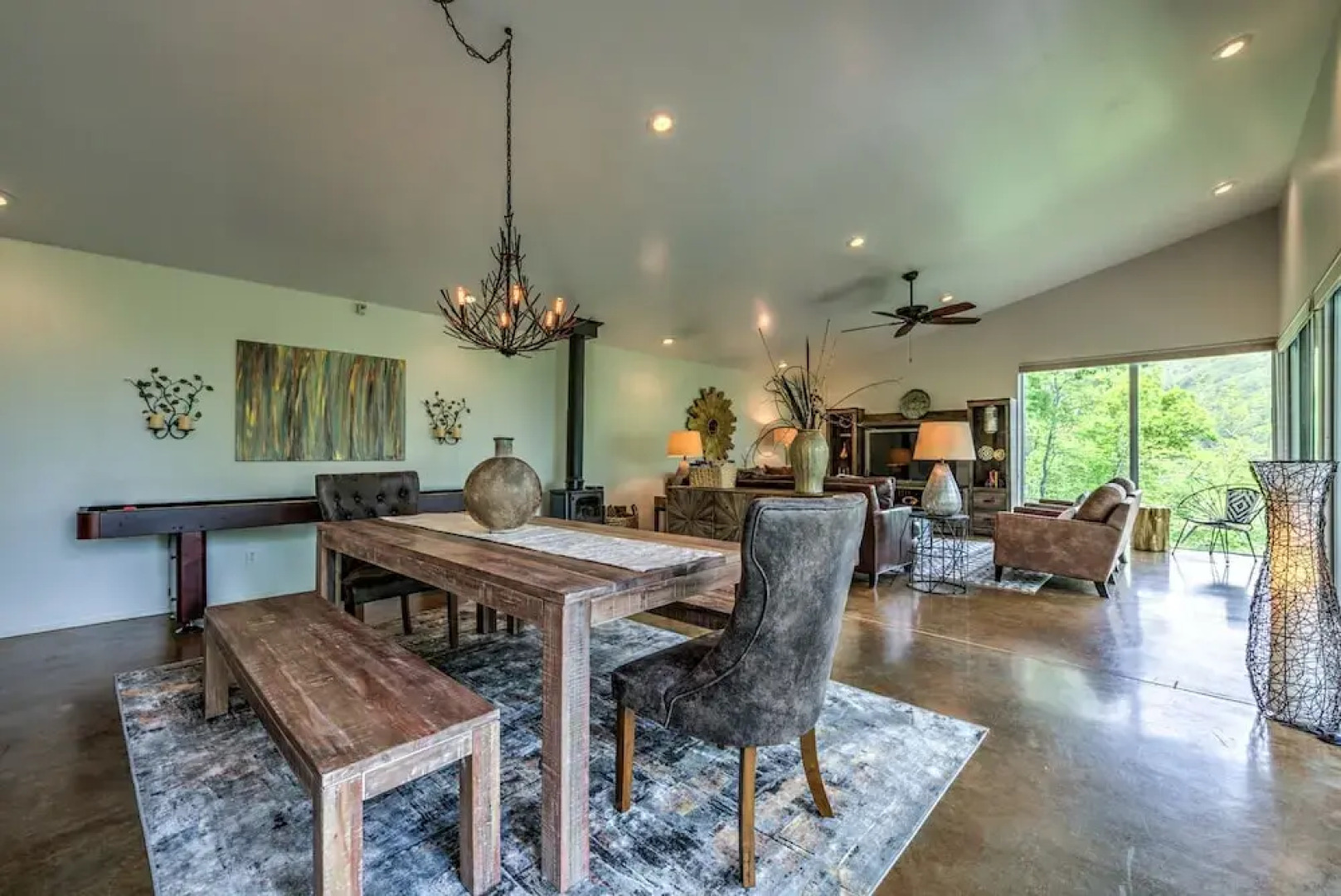 Tara's Treehouse - 3 Br Home