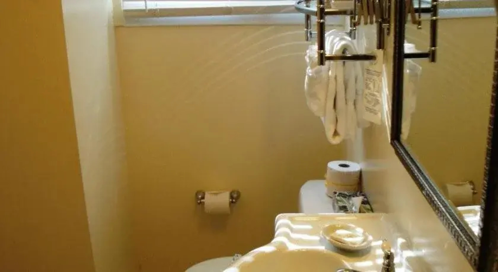 Halifax Waverley Inn