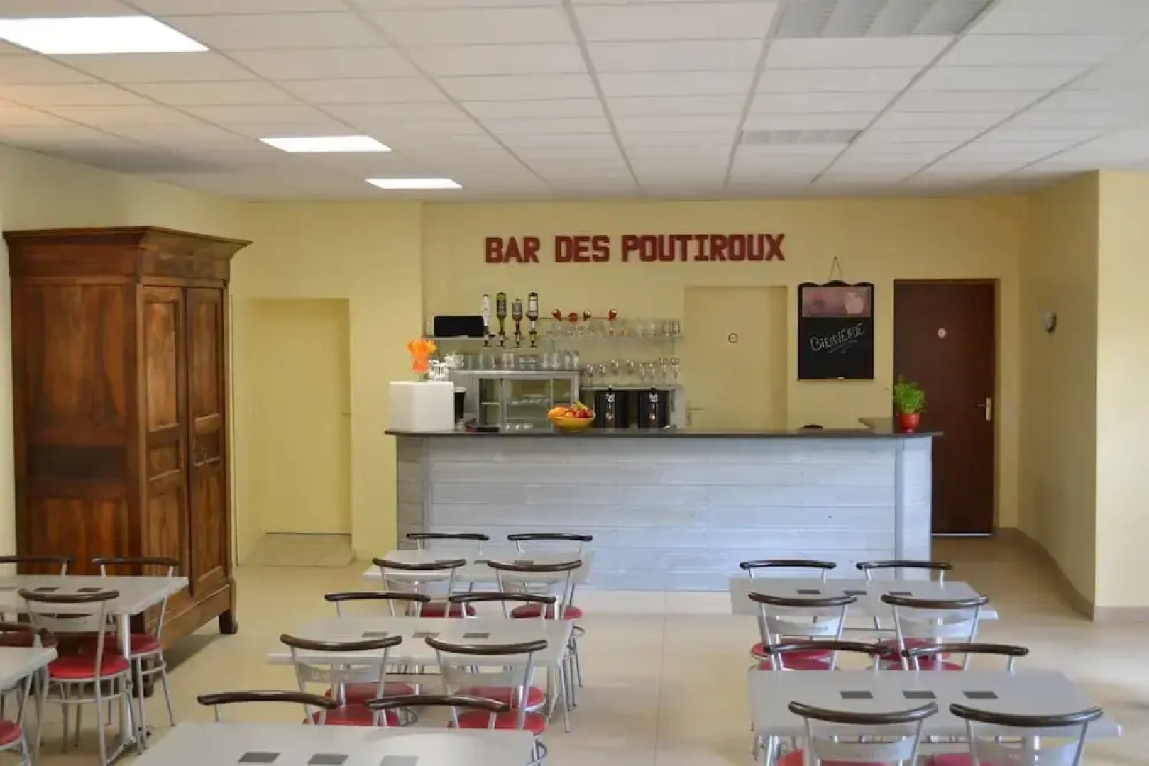 Camping Les Poutiroux - Mobilhome