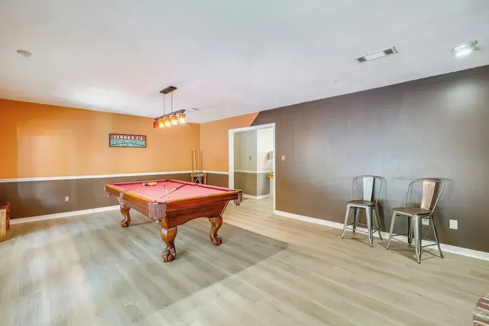 2 Mi to Gulfport Beaches: Poolside Paradise!