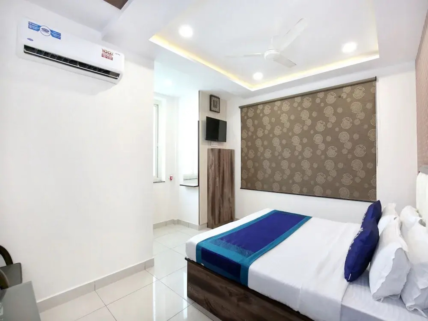 OYO 9674 Hotel Oberoi