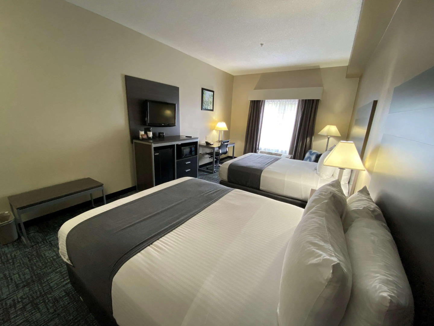 Spark by Hilton Smithfield I-95