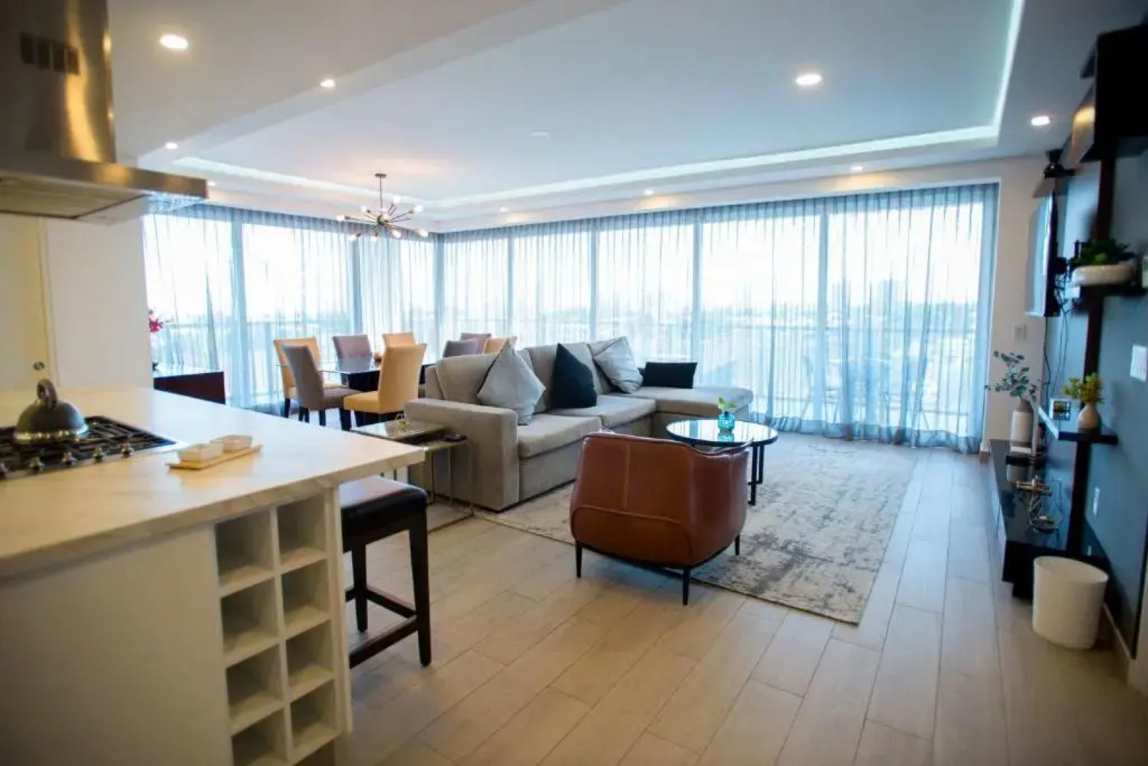 Real View Towers E201 by Casago