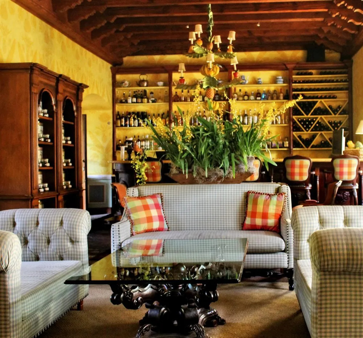 Palacio De Dona Leonor