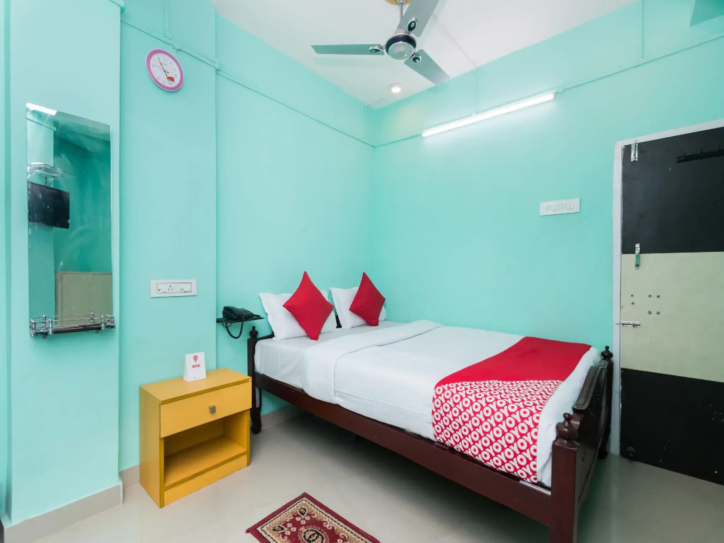 OYO Flagship 10471 Hotel Samrat Palace